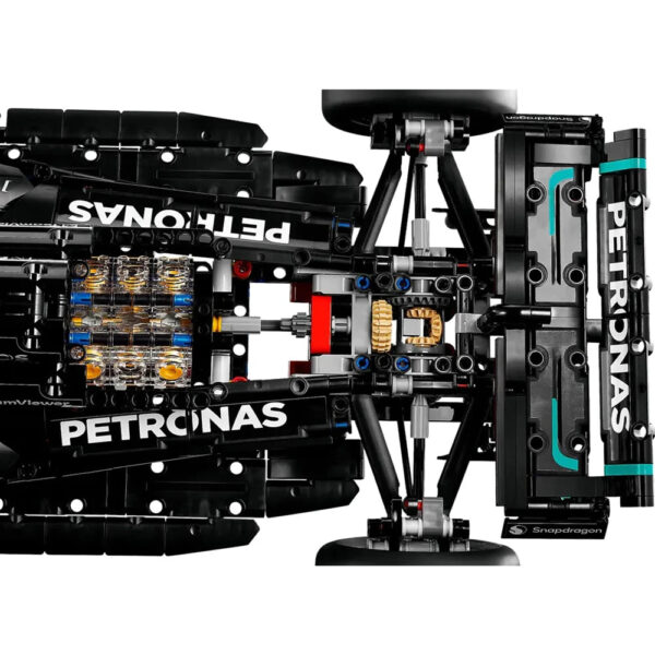 MERCEDES AMG PETRONAS F1 | 1642 PIECES - Image 7
