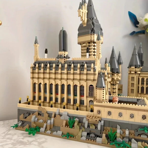HARRY POTTER HOGWARTS CASTLE | 6369 PIECES - Image 3