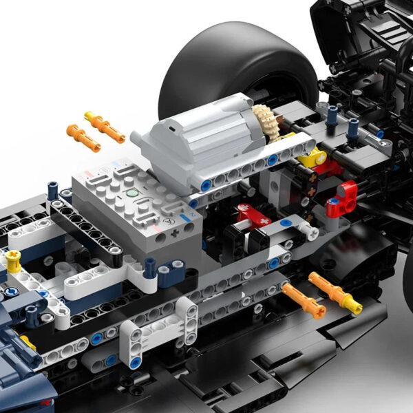 RED BULL TEAM F1 | 1639 PIECES - Image 3