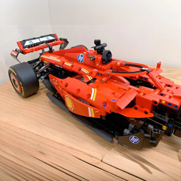 FERRARI TEAM SF-24 F1 | 1361 PIECES - Image 4