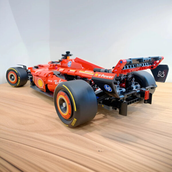 FERRARI TEAM SF-24 F1 | 1361 PIECES - Image 3