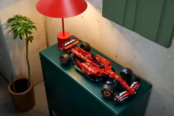 FERRARI SF-24 F1 | 1361 PIECES - Image 10